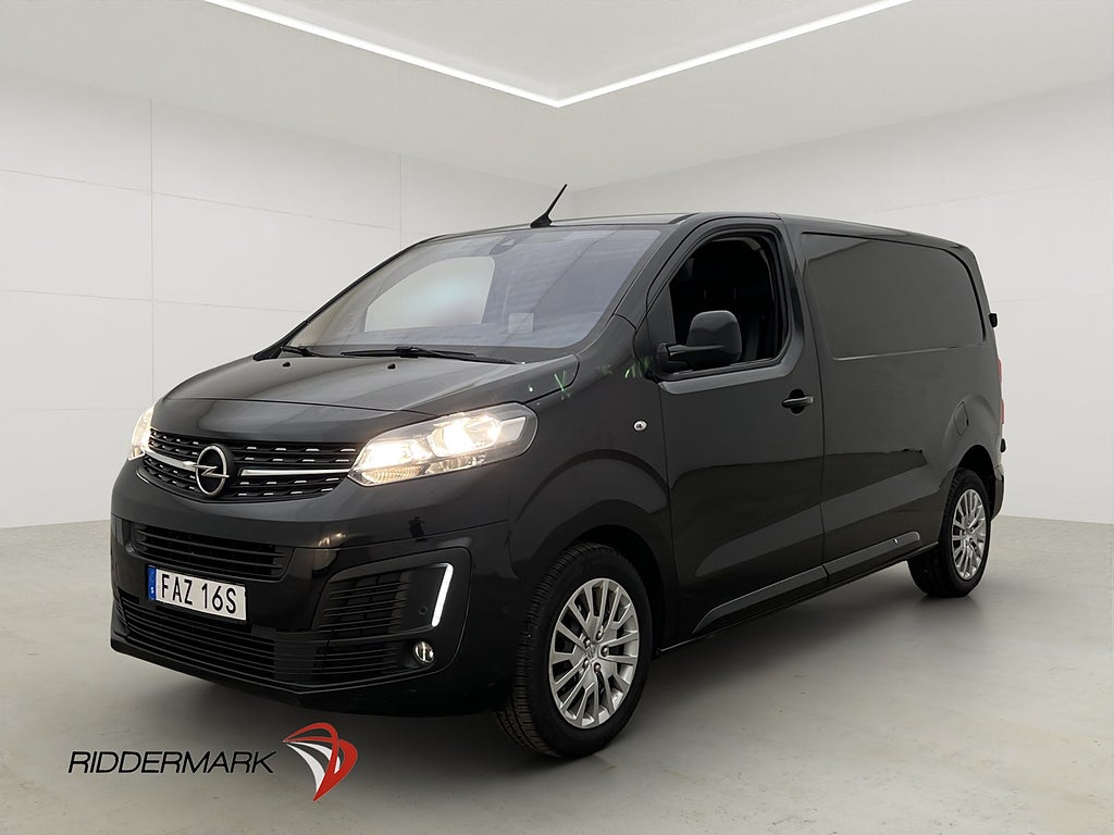 Opel Vivaro L2 Ny-Kamrem Värm HUD Drag Kamera CARPLAY Moms