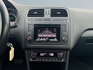 Volkswagen Polo 5-dörrar 1.2 TSI BMT Base Automat/M-värmare/S&V-däck – bild 11