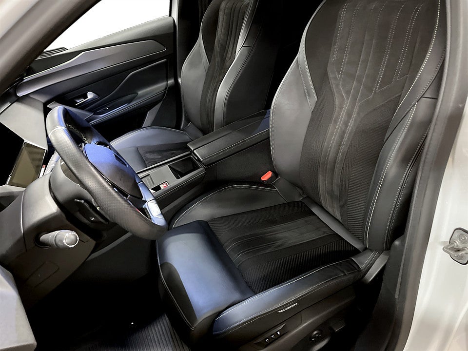 Bild på Peugeot 308 5D GT 1.2 PT 130hk Aut - 360,CARPLAY,NAV