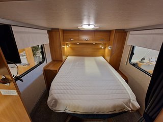 Husbil-halvintegrerad Sun Living By Adria Lido S14 5 av 13