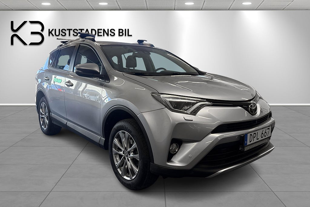 Toyota RAV4 2.0 AWD Executive Dragkrok Skinn GPS Kamera