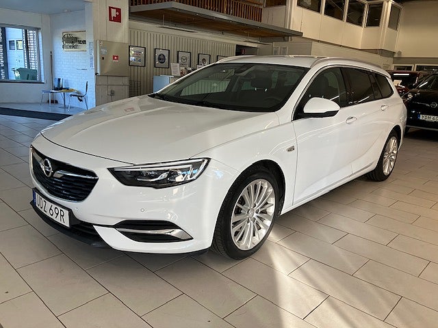 Opel Insignia Business Sports Tourer 1.6 CDTI (136hk) AT6 - Se spec !