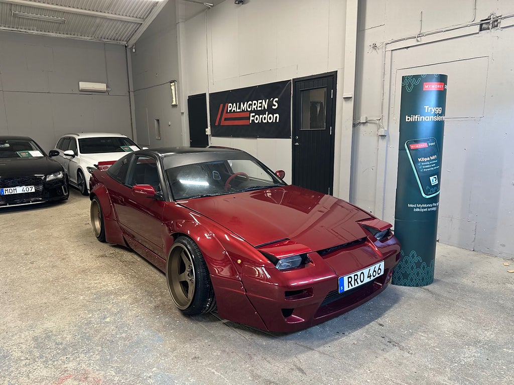 Nissan 200 SX S13.400Hk,Nylackerad,Rocketbunny