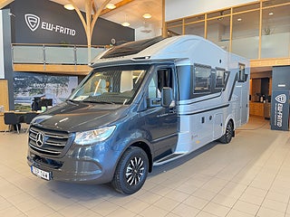 Husbil-halvintegrerad Adria MATRIX SUPREME MB 670 SL