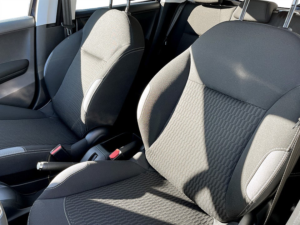 Bild på Peugeot 208 5D Style 1.2 PT 82hk Aut PANO BACKSENSORER