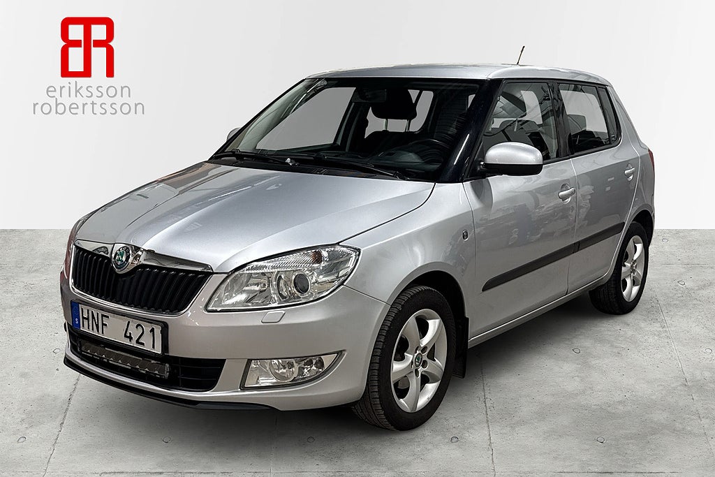 Skoda Fabia 1.6 TDI Elegance Motorvärmare Ledramp Sensorer