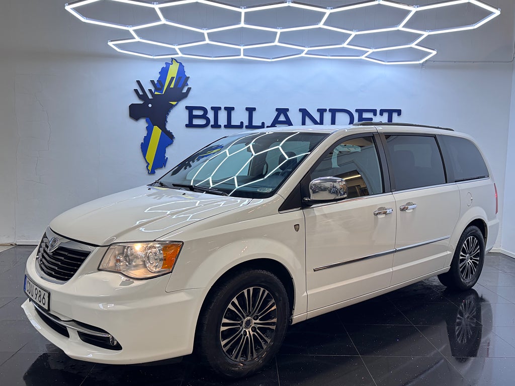 Lancia Voyager 2.8 LX-Navi-Kamera-0%Ränta-7sits-Euro 5