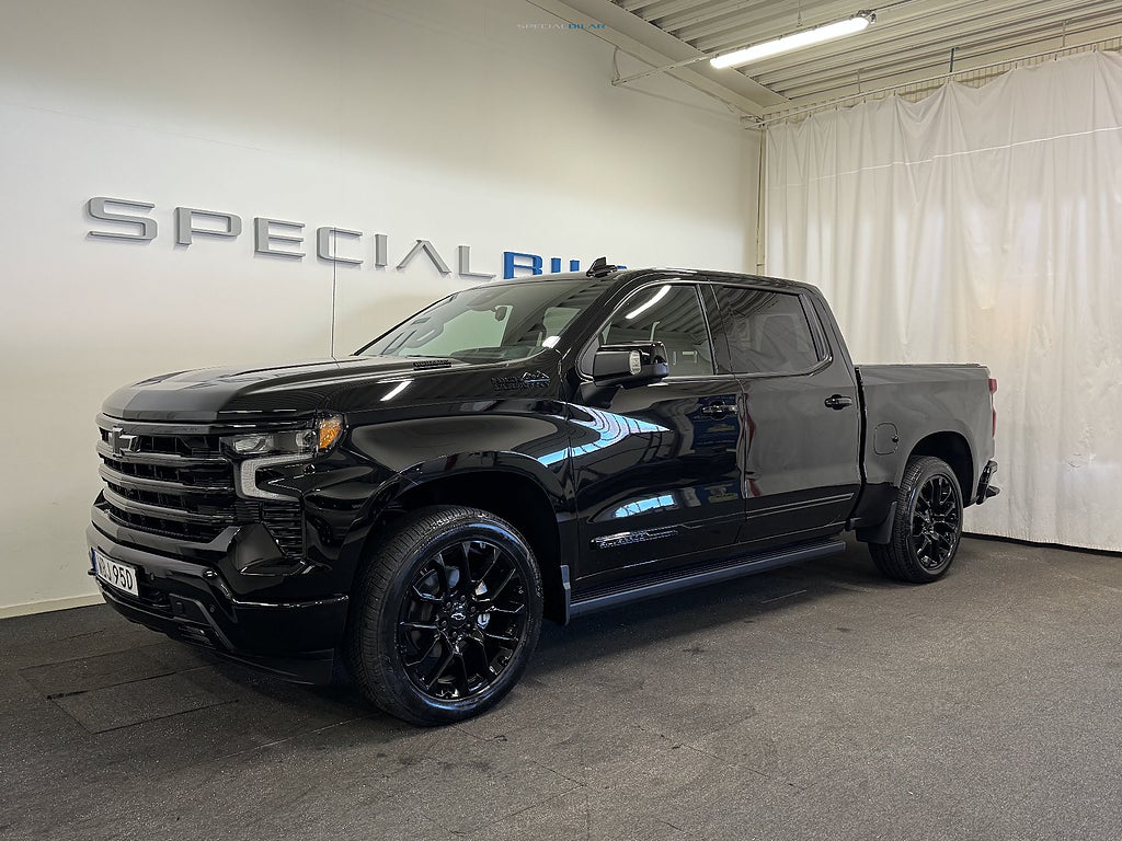 Chevrolet Silverado 1500 Duramax High Country Midnight 22" Adaptive Ride