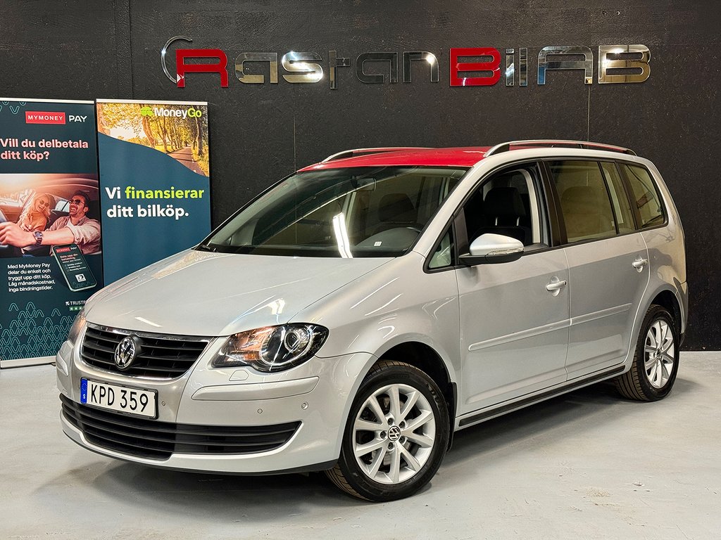 Volkswagen Touran 1.4 TGI Ny Besktat Navi Auto park 5600mil