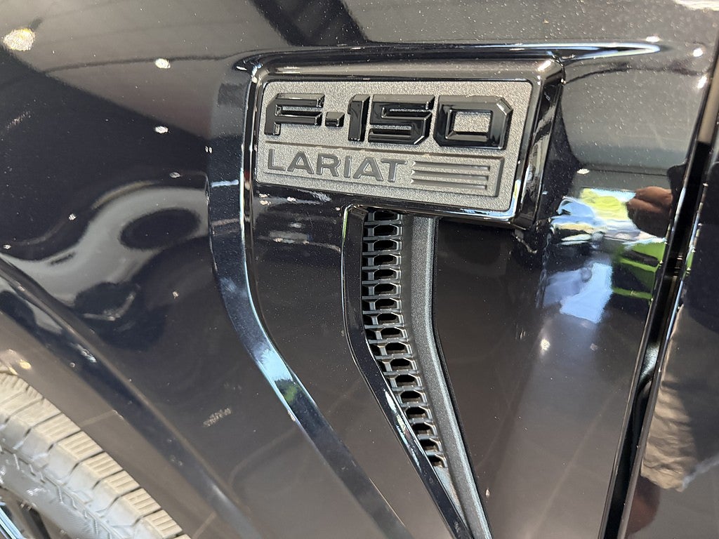 Ford F-150 SuperCrew Lariat BLACK APPERANCE - bild 15