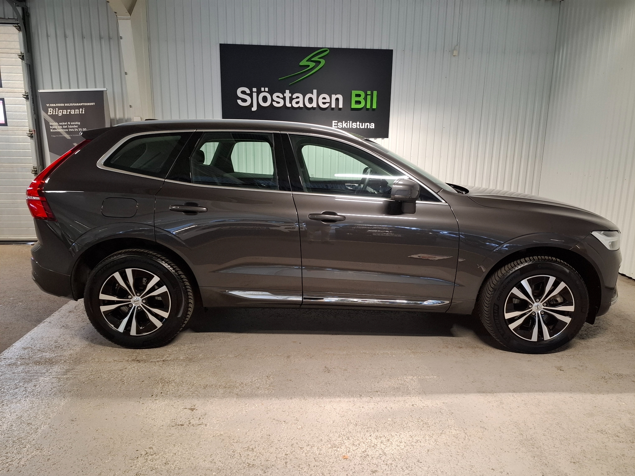 Volvo XC60 Recharge T6 350 18,8 kWh AWD 2023, bild 7/46