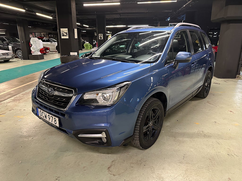 Subaru Forester 2.0 4WD Lineartronic, Drag, Panorama, Sv såld, Nyservad