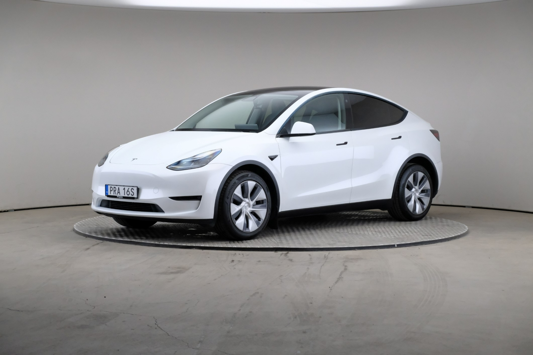 Tesla Model Y 2023, bild 7/10
