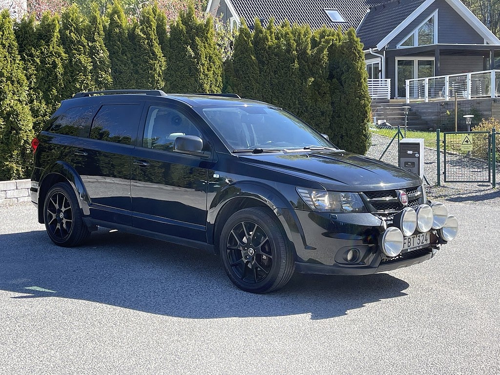 Fiat Freemont 2.0 4x4 Automatisk, Black code, Facelift, 170hk, 7-sits