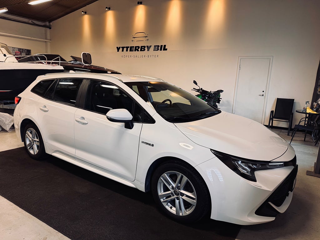 Toyota Corolla Touring Sports Hybrid CVT Active B-Camera BT Rattvärme