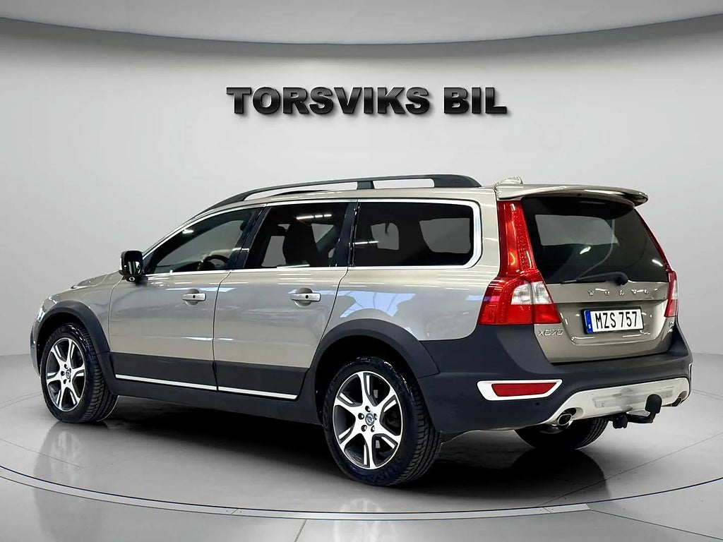 Volvo XC70 D5 AWD Geartronic Summum 2 Ägare - miniatyr 4