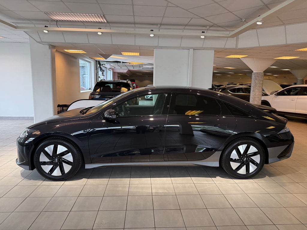 Hyundai IONIQ 6 77.4 kWh RWD El-stol Gps B-kamera Ränta 3,95%