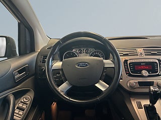 Ford Kuga 2.0 AWD Titanium Dragkrok Mvärme Farthållare S&V-däck – bild 9
