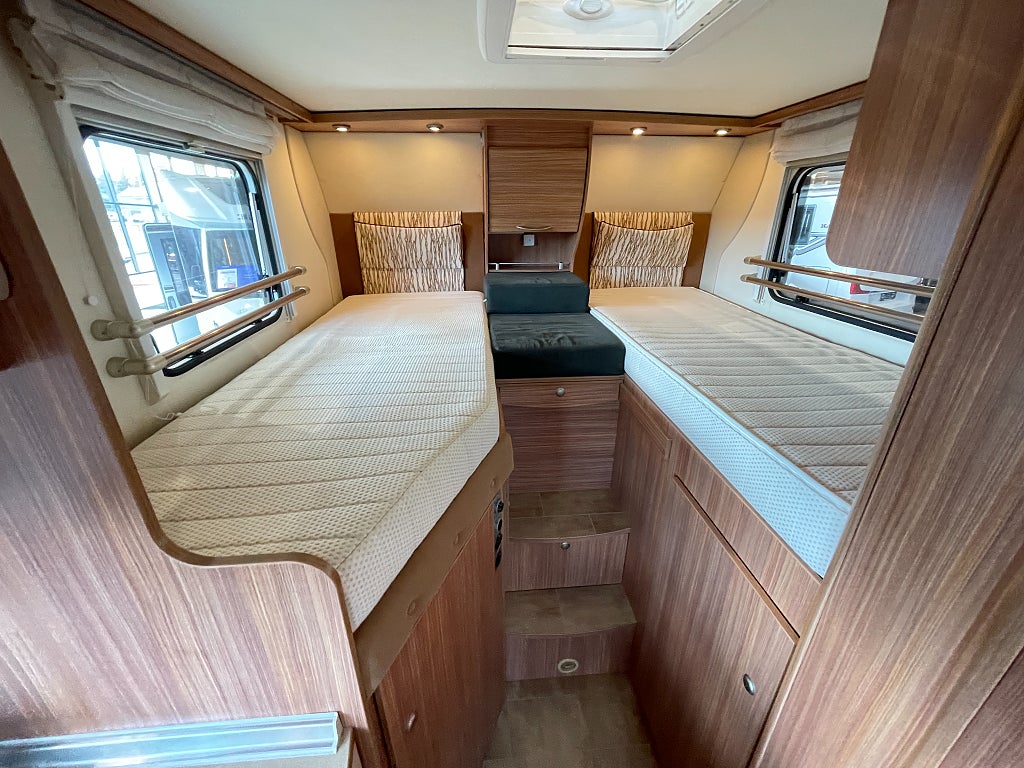 Bürstner Travel Van T 620 /B-körkort/AC bodel/Backkamera/EL-Patron/Fint s - Bürstner