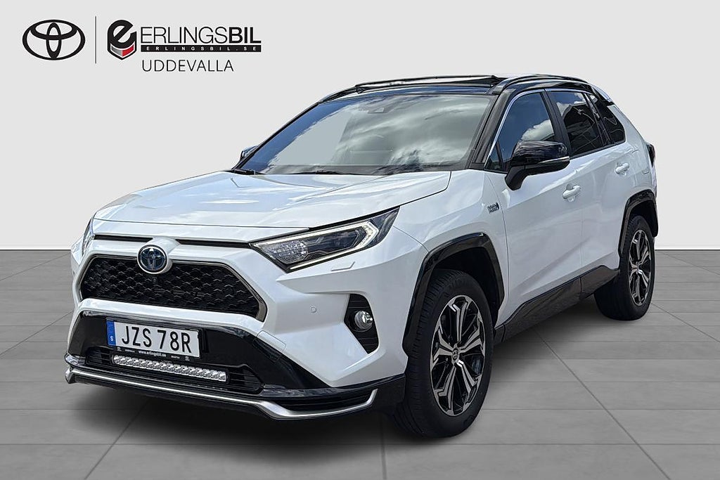 Toyota RAV4 2.5 LADDHYBRID STYLE PREMIUMPAKET JBL PANORAMA / DRAG