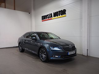 Halvkombi Skoda Superb
