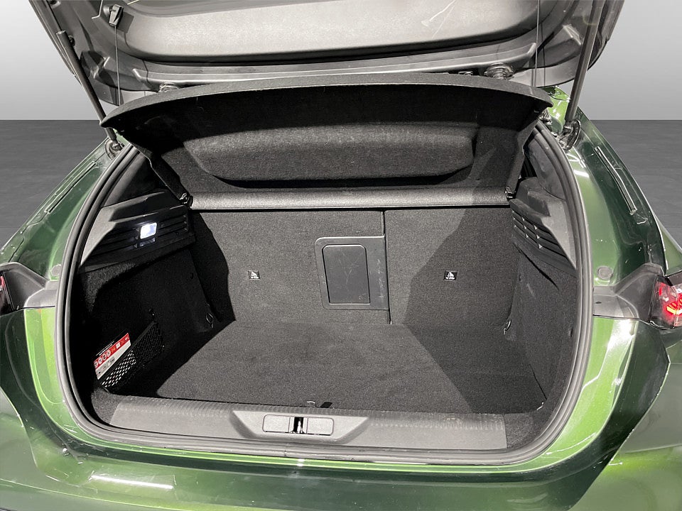 Bild på Peugeot 308 5D GT PHEV Aut - B-KAMERA CARPLAY EN ÄGARE 225hk