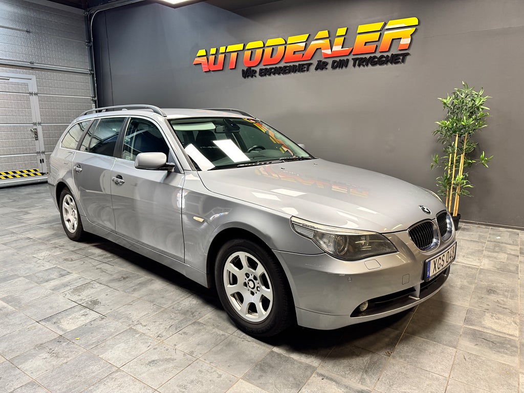 BMW 525 i Touring 218hk
