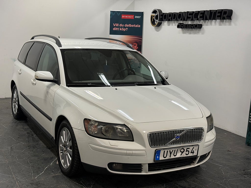Volvo V50 2.4 140hk Automat Dragkrok M-Värmare Nyservad