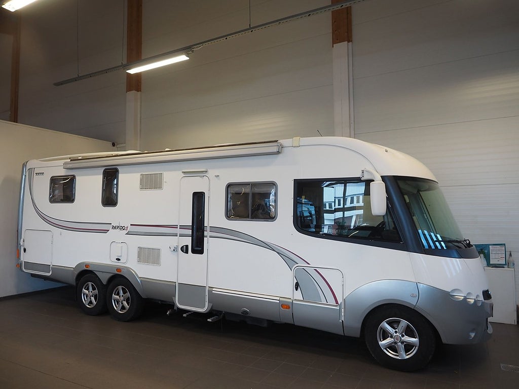 Rapido 10000 3.0 156hk AC Markis Solcell