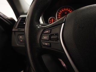 Kombi BMW 318 19 av 23