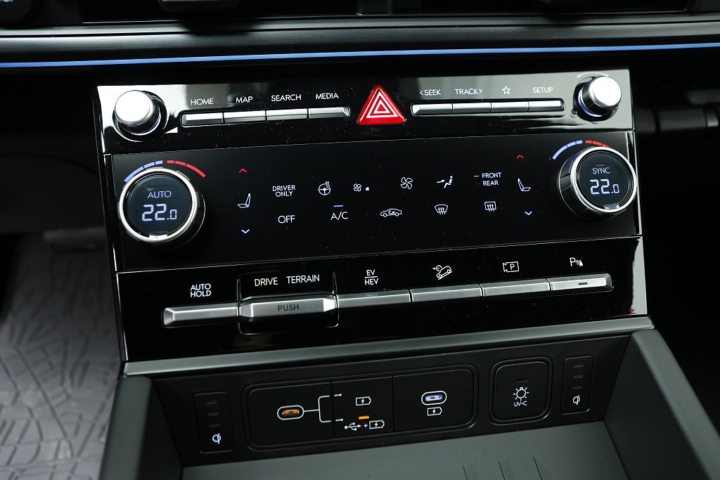 Hyundai Santa Fe PHEV AWD Calligraphy Line 6-sitsig | Dragkrok HUD 360° 2025