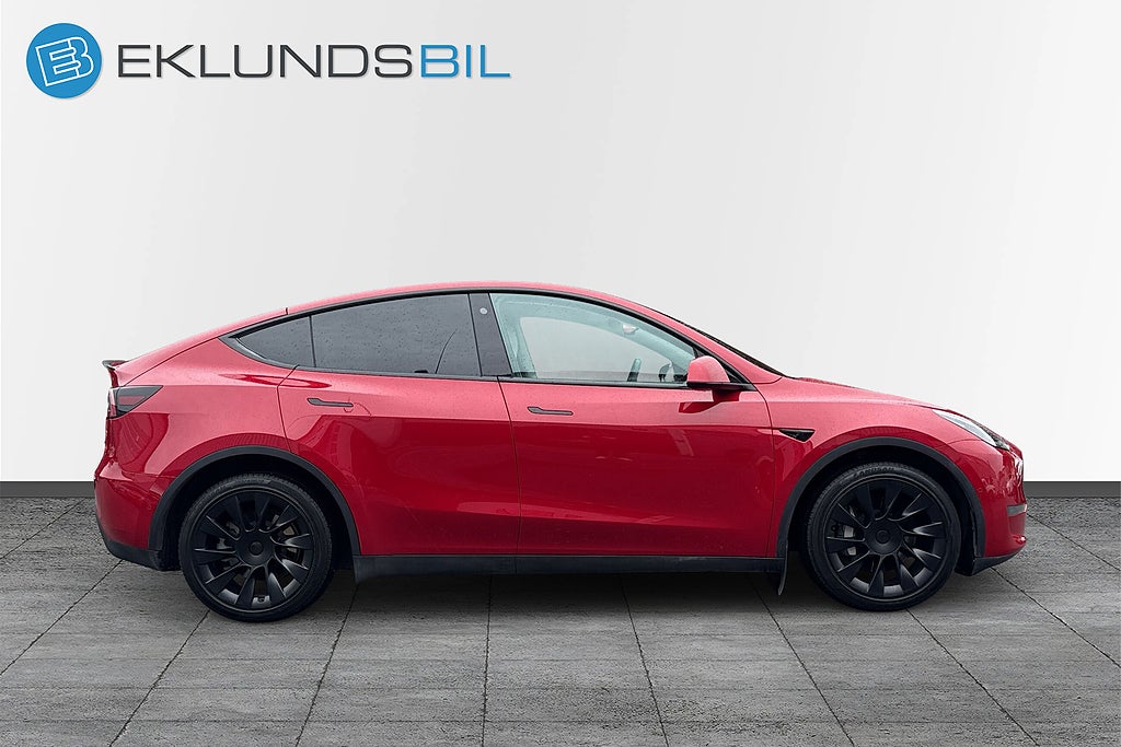 Tesla Model Y 2021 - miniatyr 4