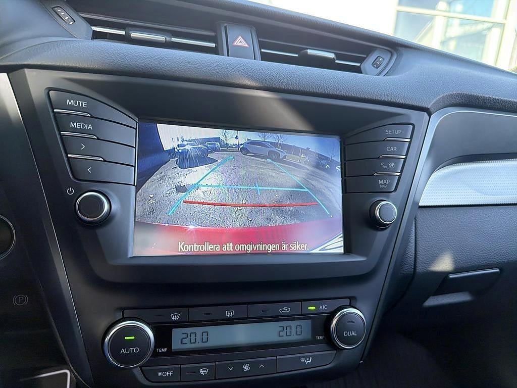 Toyota Avensis 2018 - miniatyr 13