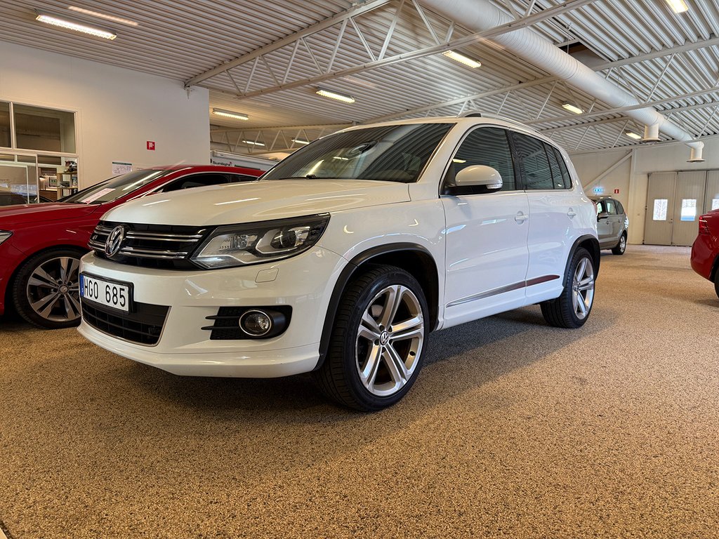 Volkswagen Tiguan 1.4TSI 4Motion R-line Panorama M-värmare