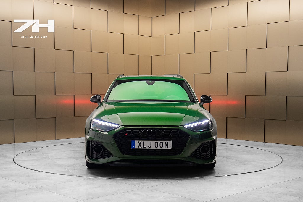 Audi RS4 Avant Quattro Matrix HuD 360° kamera Pano Ad. farth