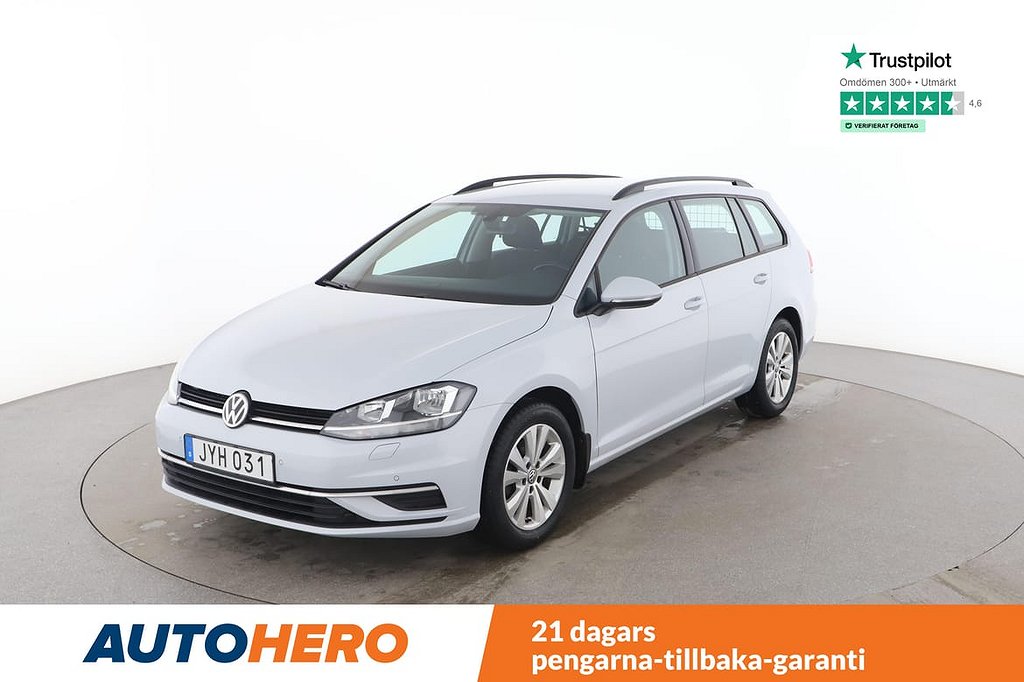 Volkswagen Golf Sportscombi / Motorvärmare, CarPlay, PDC