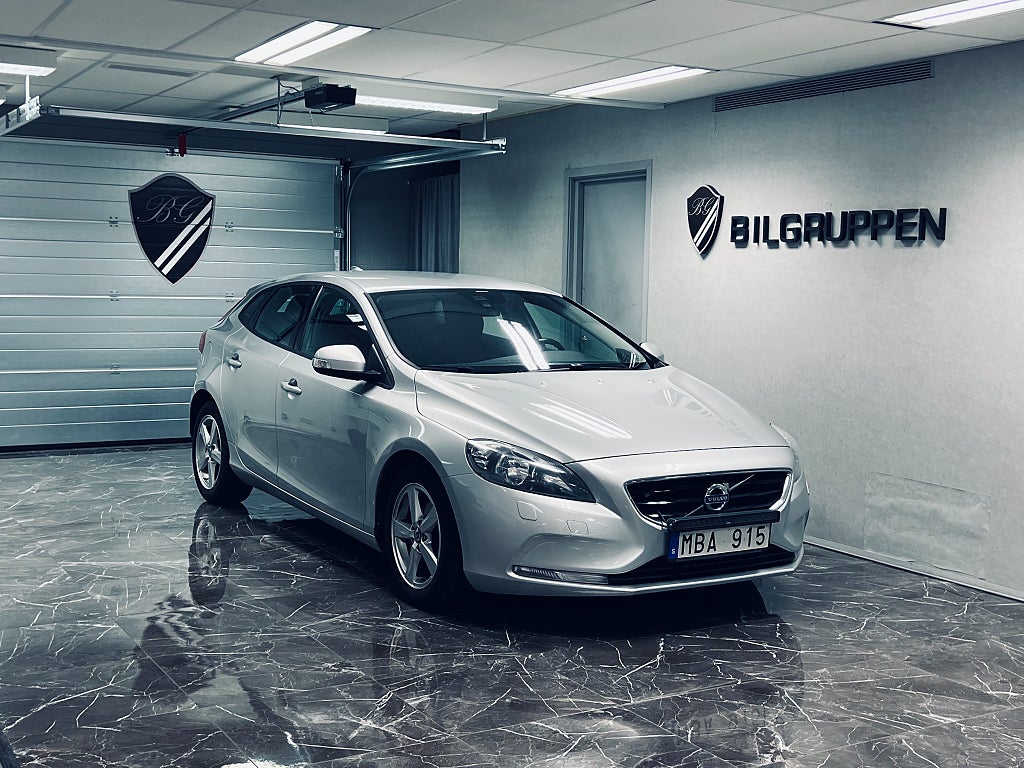 Volvo V40 D2 Euro 5|Nyservad|City safety|