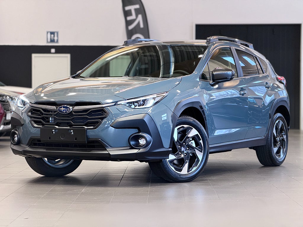 Subaru Crosstrek e-Boxer Limited / Vinterhjul & drag ingår 