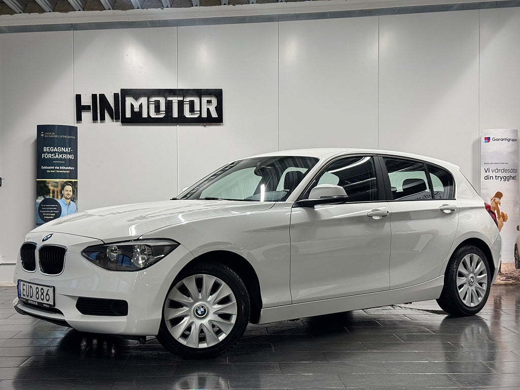BMW 116 i 5-dörrars |NyServad|NyBesiktigad|Lågmil|Lågskatt/
