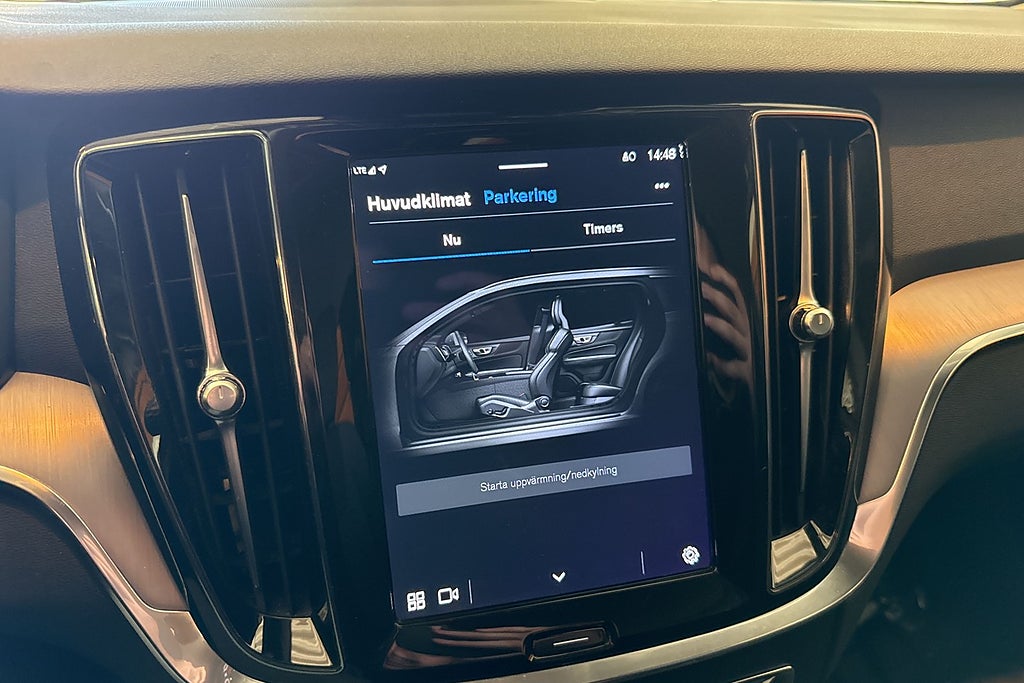 Volvo V60 Recharge T6 AWD Aut Core Edition Kamera Voc Värmare Dra miniatyr 8