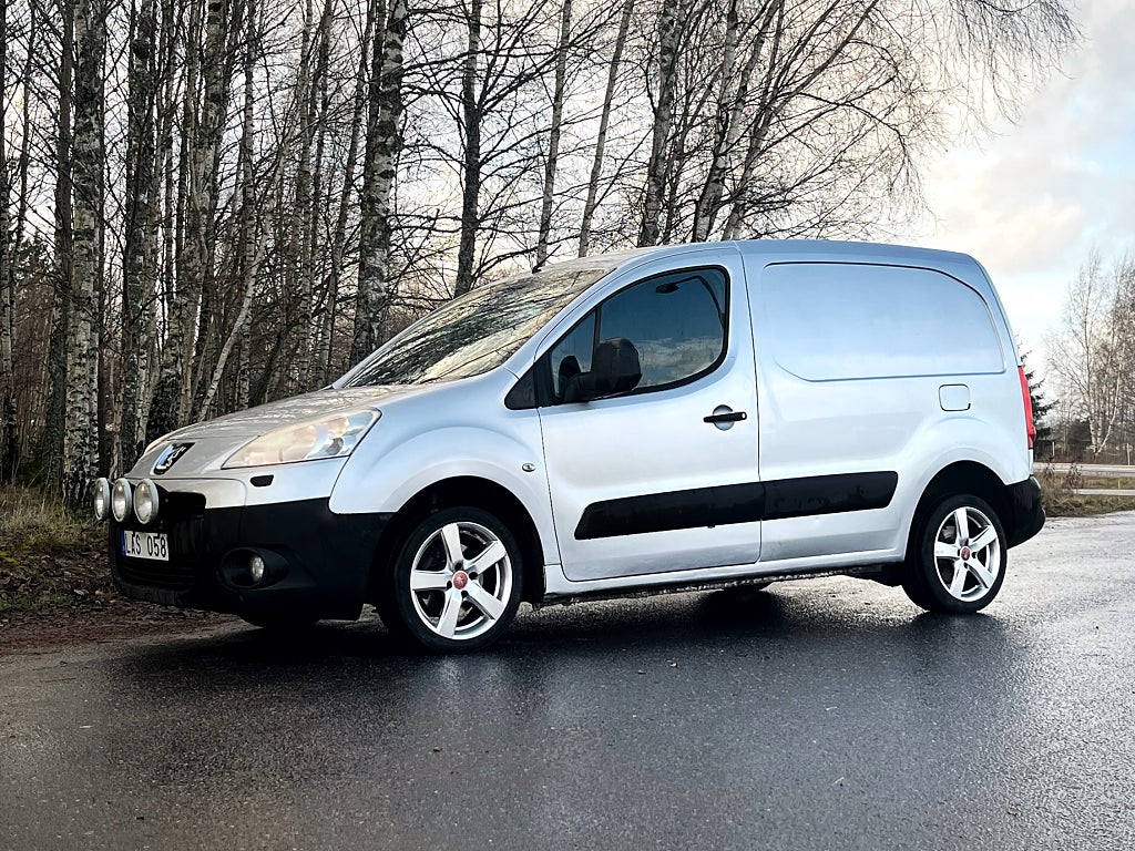 Peugeot Partner Skåpbil 1.6 HDi [Nybesiktigad]