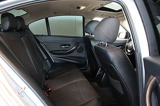 Sedan BMW 320 8 av 20