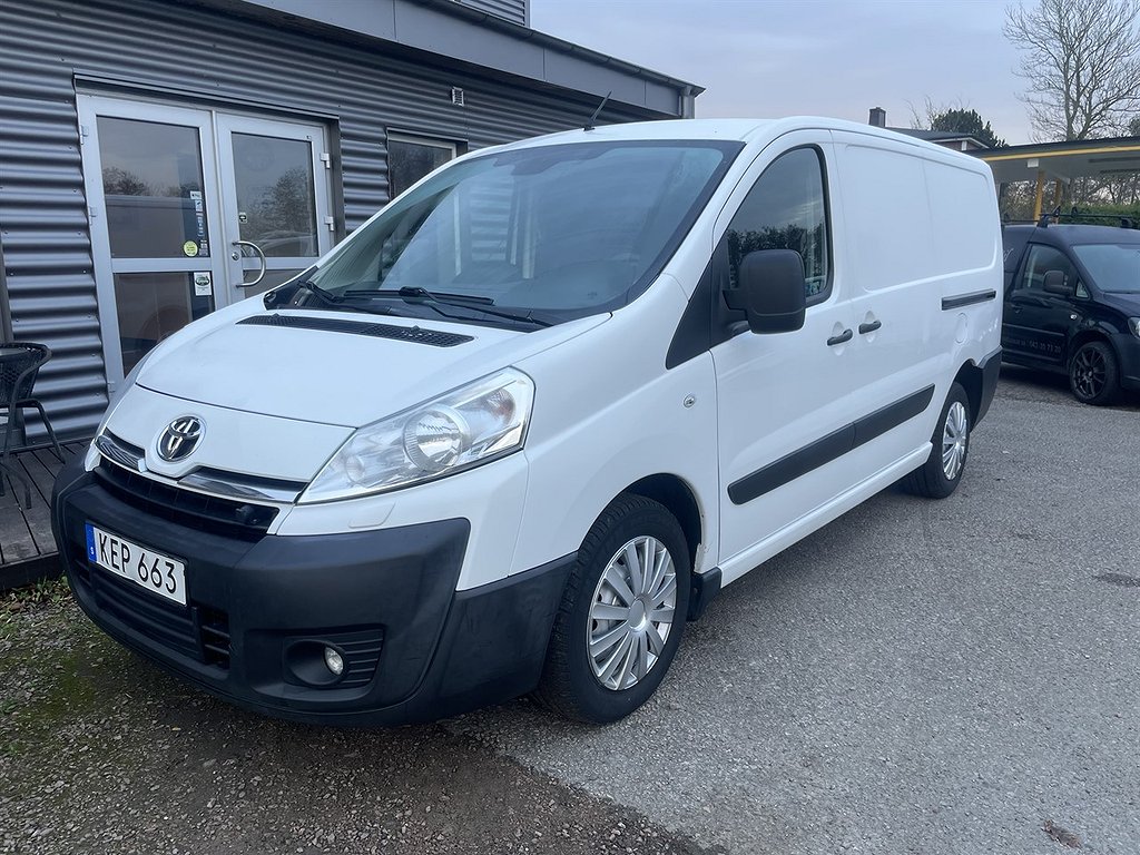 Toyota ProAce 2.0 D Endast 8620 mil!!