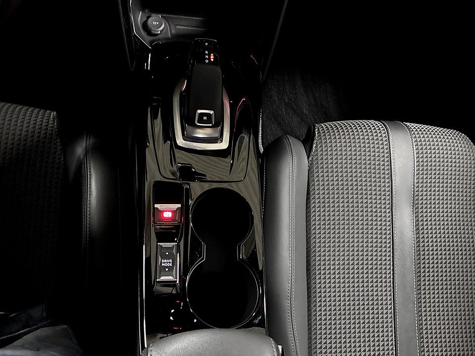 Bild på Peugeot 2008 GT-Line 1.2 PT 130hk Aut B-KAMERA CARPLAY