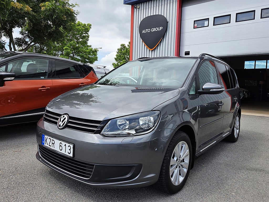 Volkswagen Touran 7-seater 2.0 TDI DPF DSG Sekventiell, 140hk Masters Navi Drag