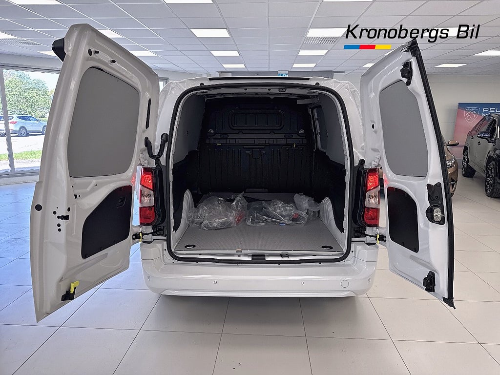 Opel Combo Premium L2 136HK 50 kWh/275km räckvidd – bild 14