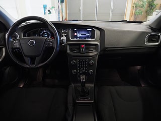 Halvkombi Volvo V40 13 av 20