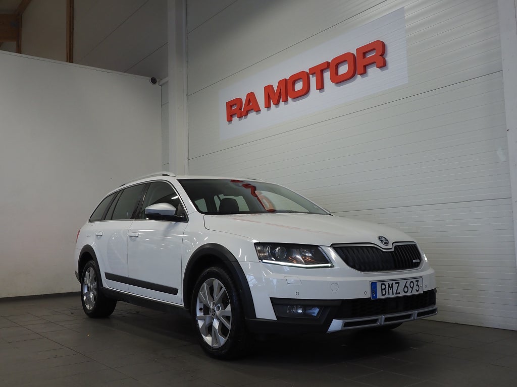 Skoda Octavia Scout 2.0 TDI 150hk 4x4 | Drag | D-värm | Navi | 2015