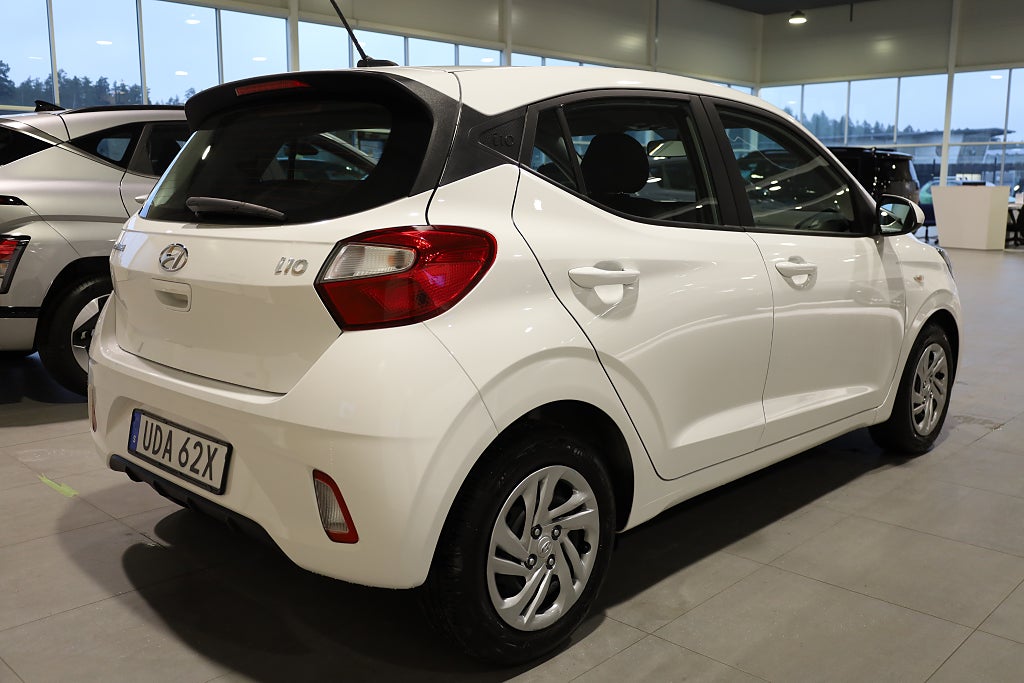 Hyundai i10 1.0 blue AUT Essential CarPlay Rattvärme Leasbar 2022