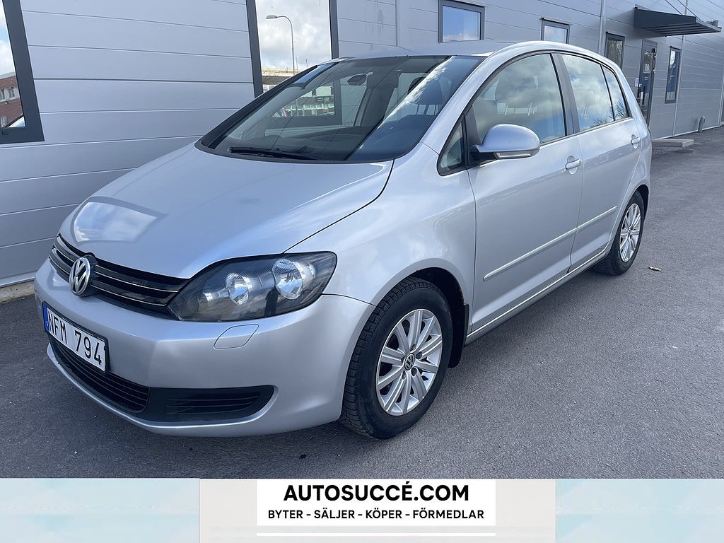 Volkswagen Golf Plus 2.0 TDI Backkamera Nybesiktad Dragkrok Nyservad